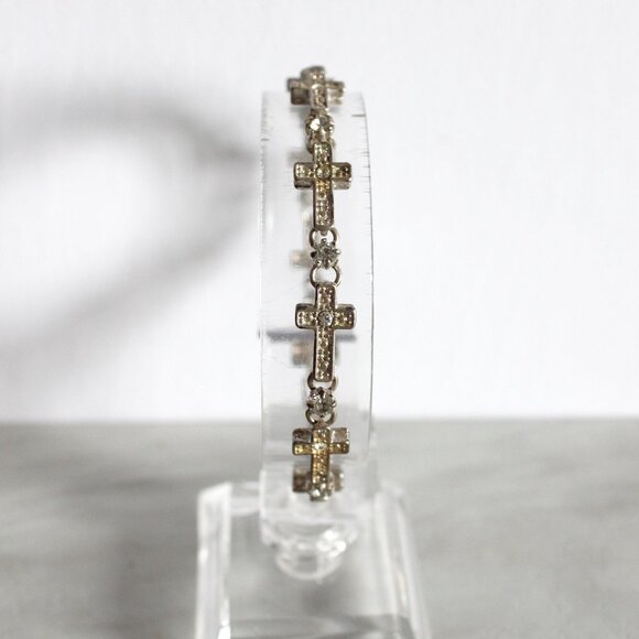 Vintage Avon silver tone cross bracelet with rhinestones - Picture 4 of 14